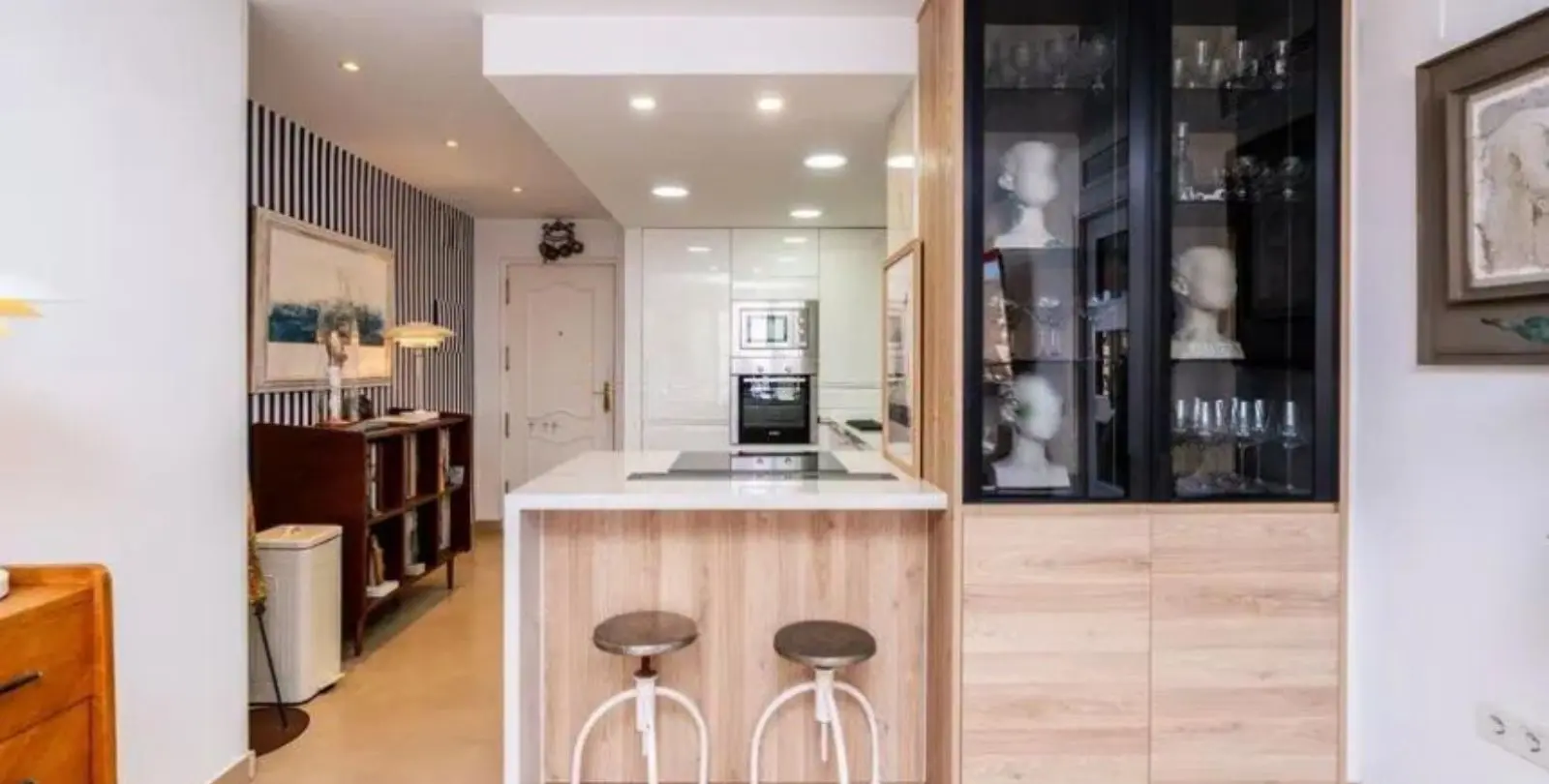 Sale of middle floor apartment in Marbella 5