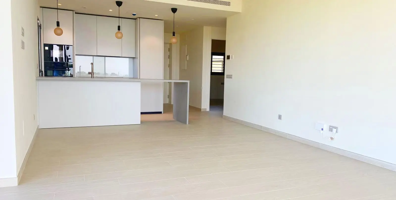 Venta de apartamento en planta media en Higueron 5