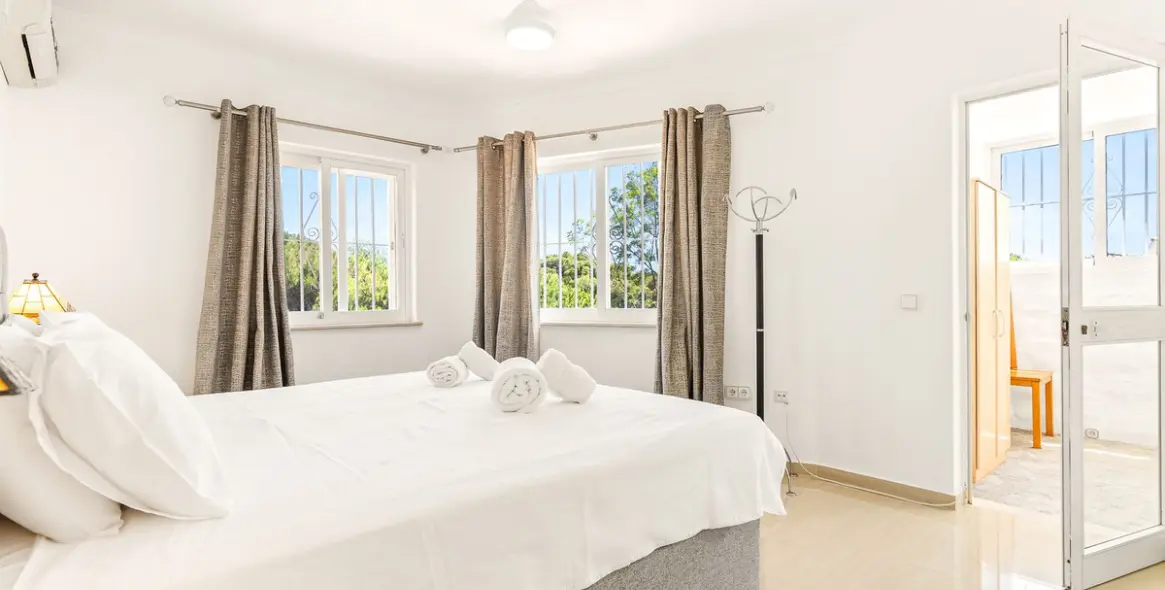 Venta de villa independiente en Calahonda 28