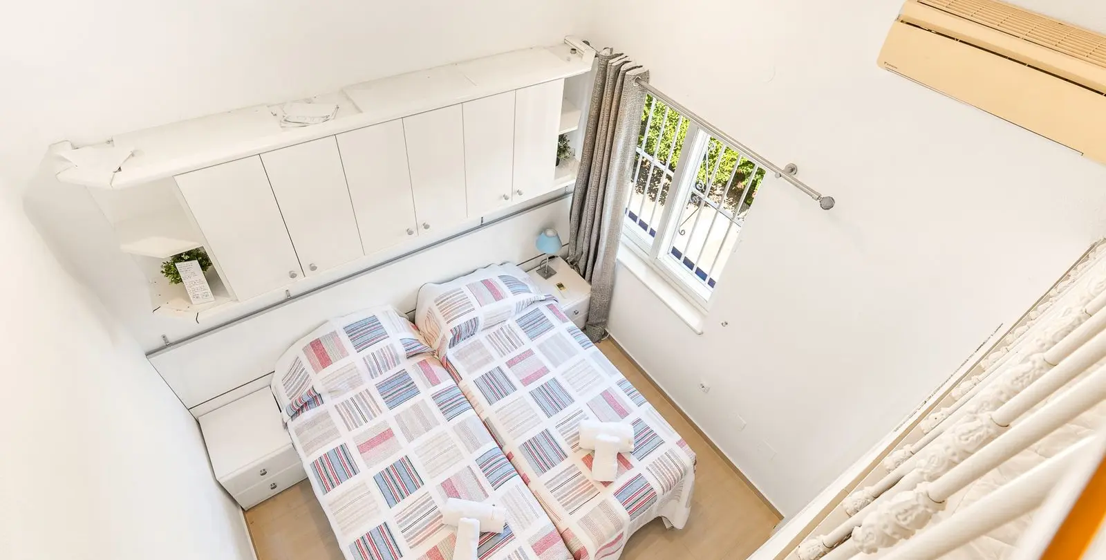 Sale of detached villa in Calahonda 39