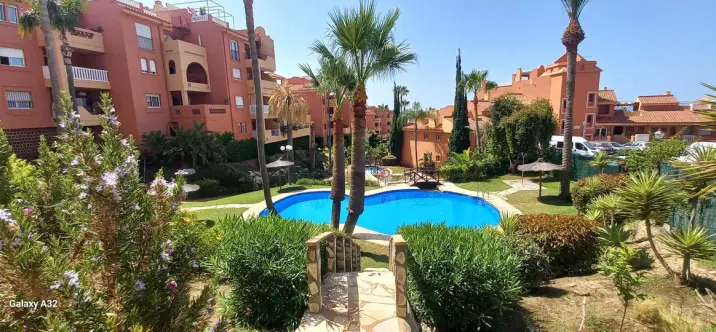 Продажа апартаментов на первом этаже в Reserva de Marbella 1