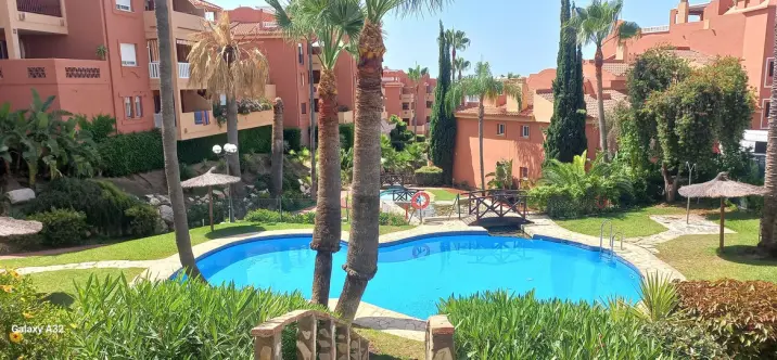 Продажа апартаментов на первом этаже в Reserva de Marbella 2