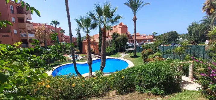 Продажа апартаментов на первом этаже в Reserva de Marbella 3