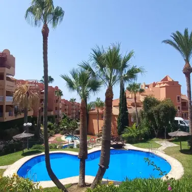 Продажа апартаментов на первом этаже в Reserva de Marbella