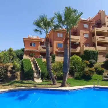 Продажа апартаментов на первом этаже в Reserva de Marbella