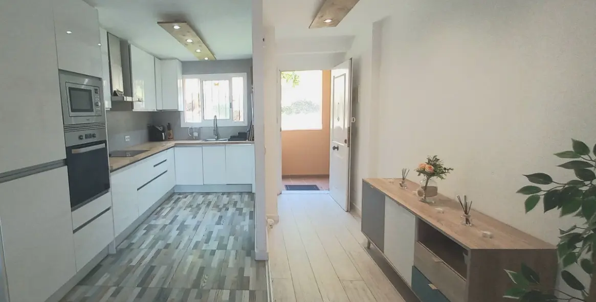 Venta de apartamento en planta baja en Reserva de Marbella 18