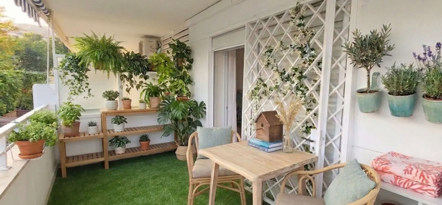 Sale of middle floor apartment in Arroyo de la Miel 1