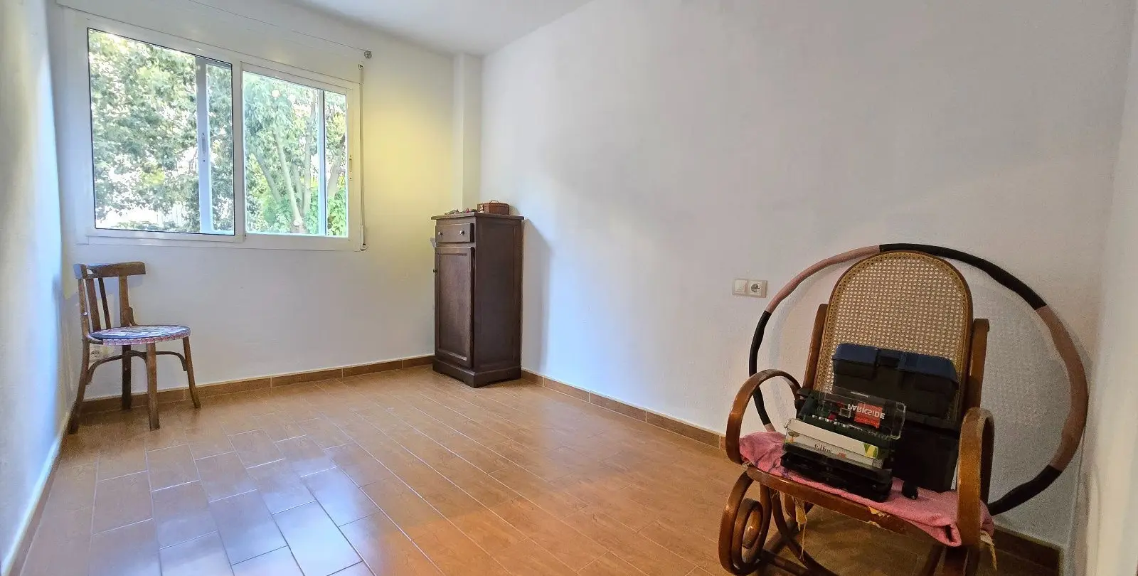 Venta de apartamento en planta media en Arroyo de la Miel 15