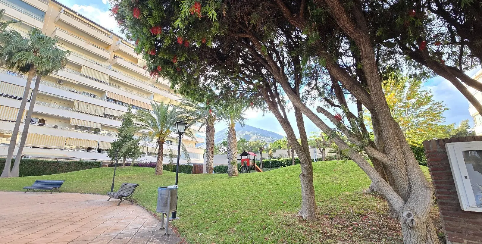 Venta de apartamento en planta media en Arroyo de la Miel 45