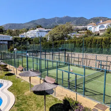 Sale of middle floor apartment in Benalmadena