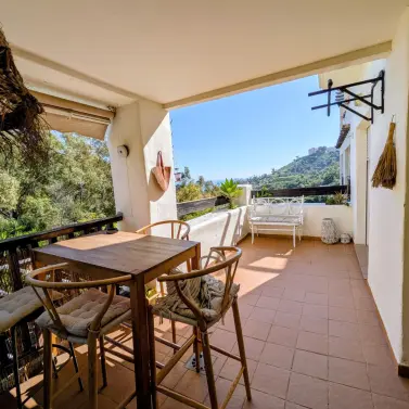 Sale of middle floor apartment in Benalmadena