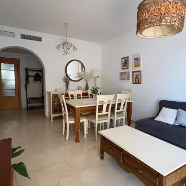 Sale of middle floor apartment in Benalmadena