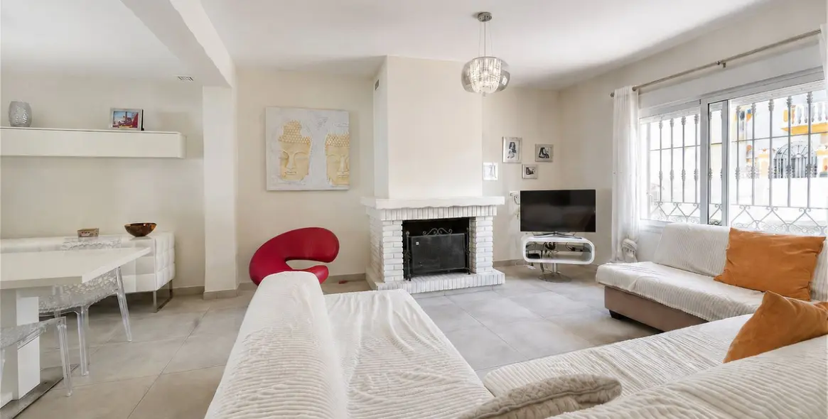 Sale of townhouse in Casares 6