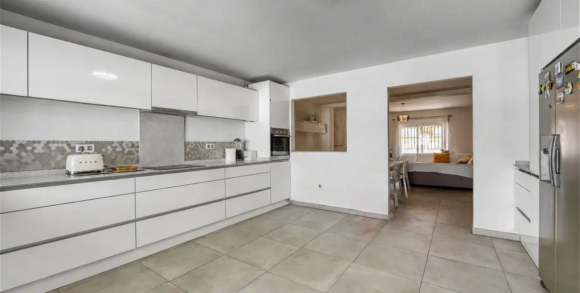 Sale of townhouse in Casares 10