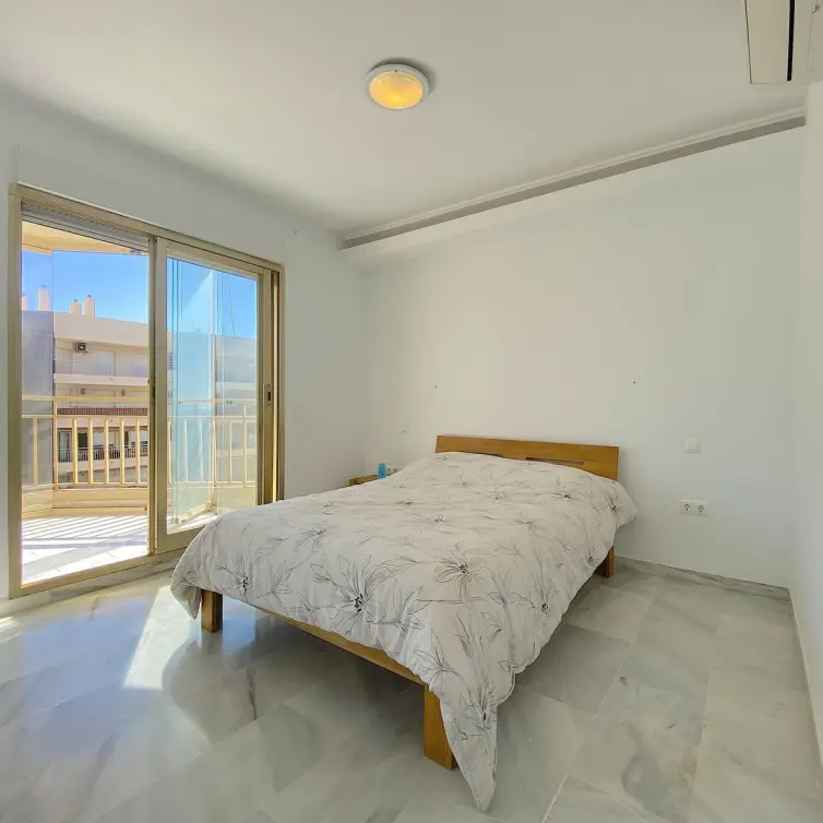 Venta de apartamento en planta media en Fuengirola