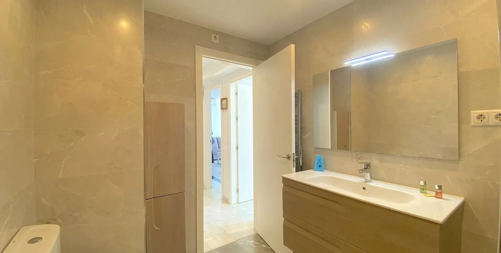 Venta de apartamento en planta media en Fuengirola 6