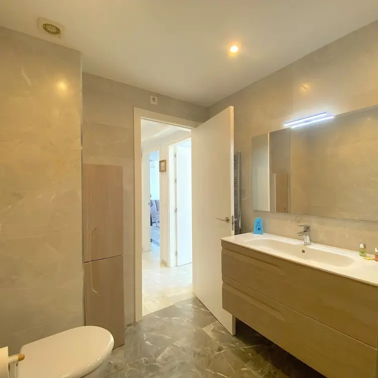 Venta de apartamento en planta media en Fuengirola