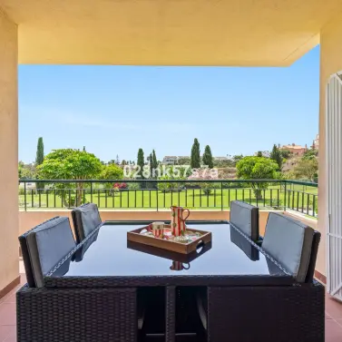 Venta de apartamento en planta baja en El Faro