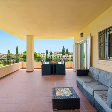 Venta de apartamento en planta baja en El Faro