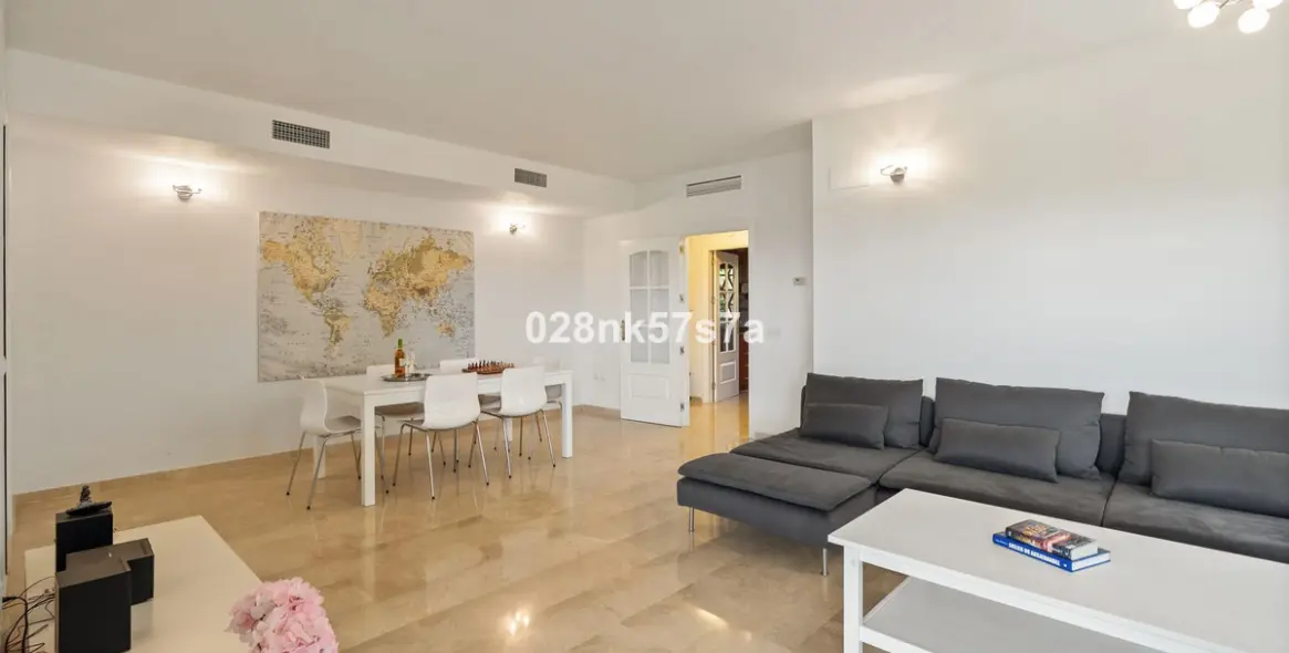 Venta de apartamento en planta baja en El Faro 8