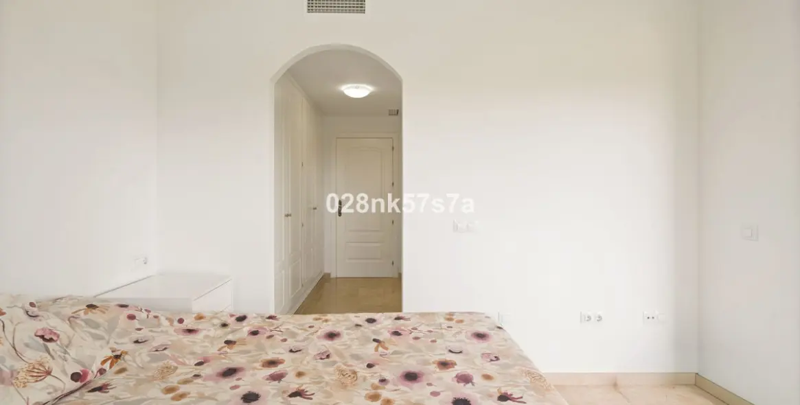 Venta de apartamento en planta baja en El Faro 11