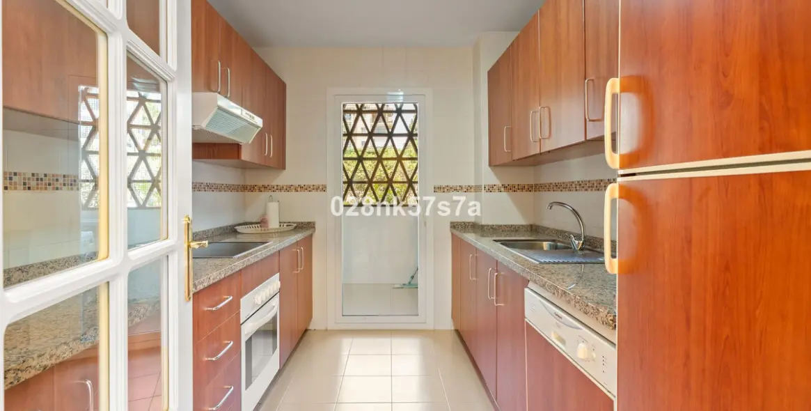 Venta de apartamento en planta baja en El Faro 14