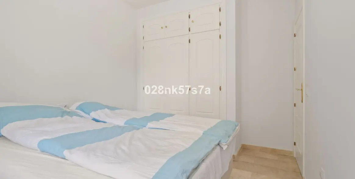 Venta de apartamento en planta baja en El Faro 16