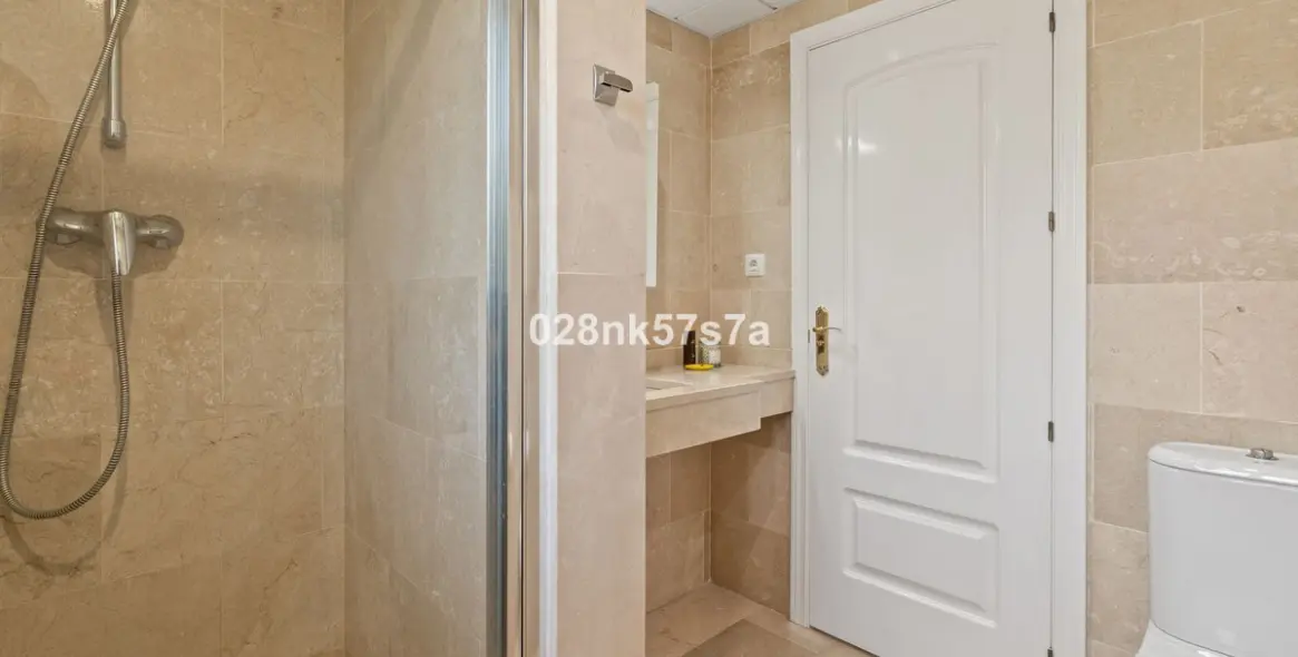 Venta de apartamento en planta baja en El Faro 17