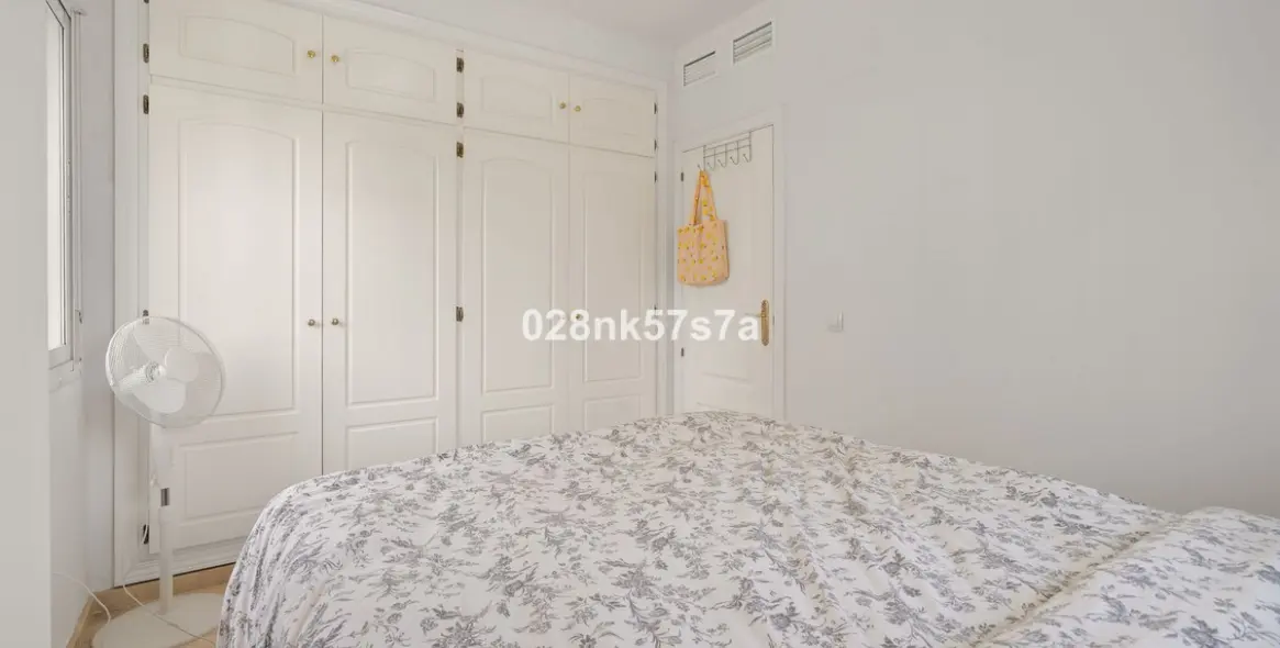 Venta de apartamento en planta baja en El Faro 19