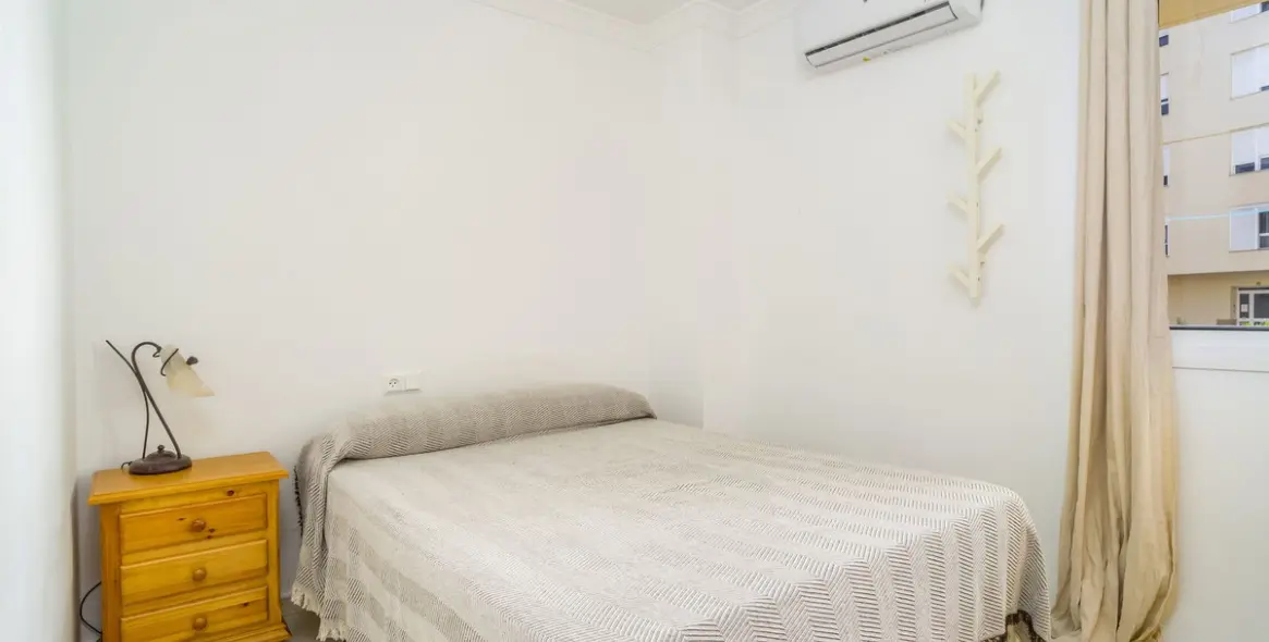 Продажа апартаментов на среднем этаже в Estepona 4