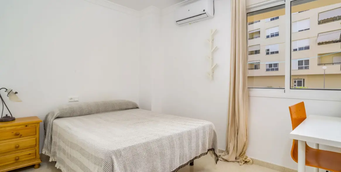 Продажа апартаментов на среднем этаже в Estepona 19