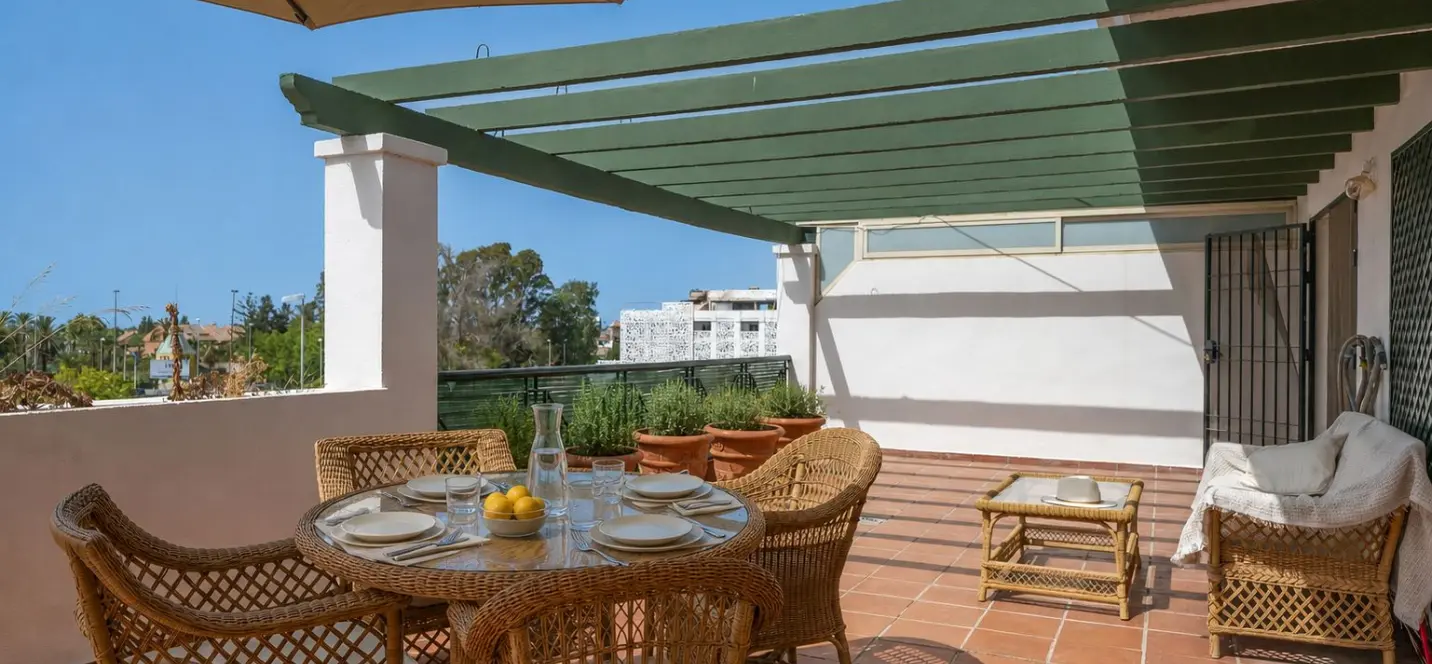 Продажа апартаментов на среднем этаже в Marbella 2