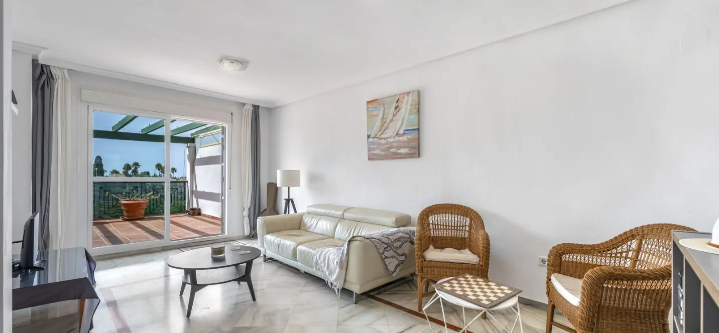 Продажа апартаментов на среднем этаже в Marbella 4