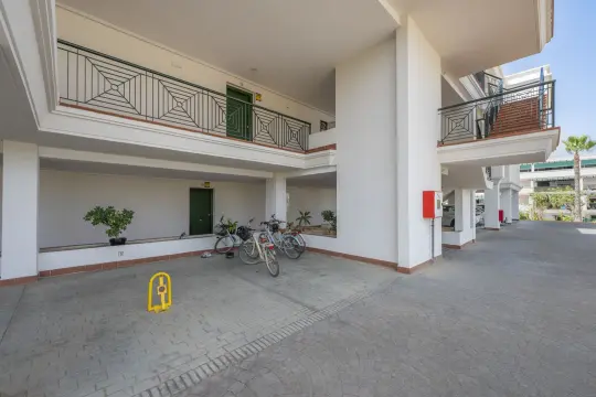 Image 18 thumb