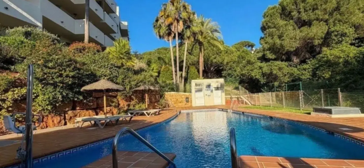 Продажа апартаментов на среднем этаже в Marbella 1