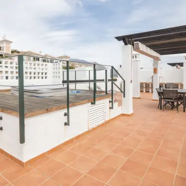 Sale of penthouse in Doña Julia