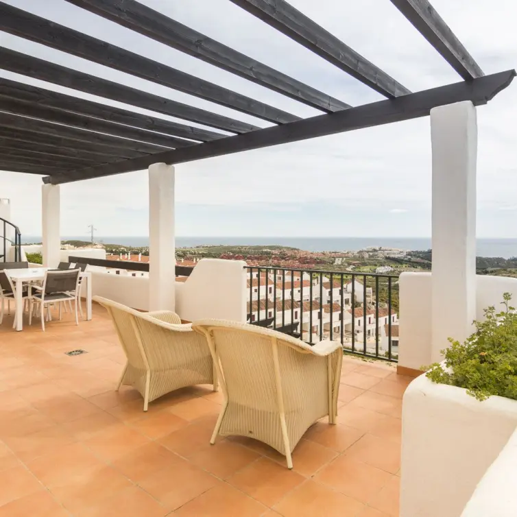 Sale of penthouse in Doña Julia