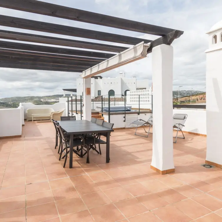 Sale of penthouse in Doña Julia