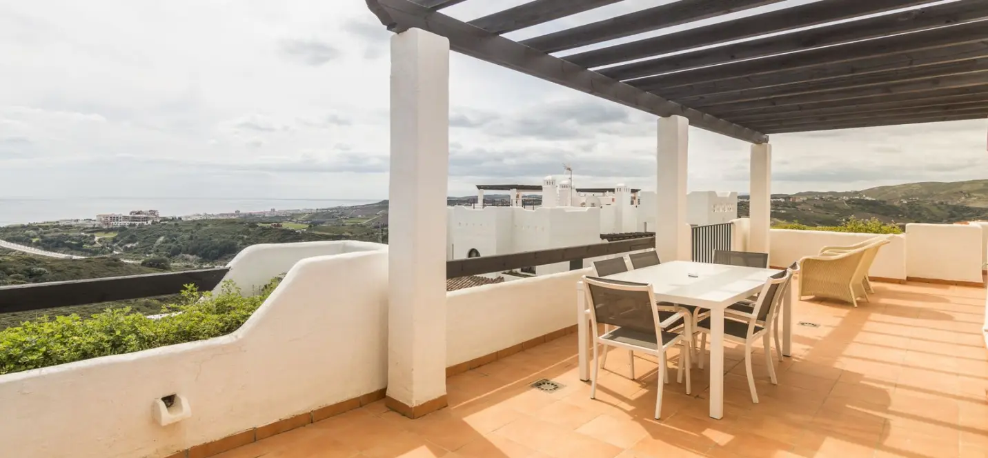 Sale of penthouse in Doña Julia 4