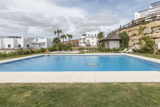 Image 20 thumb
