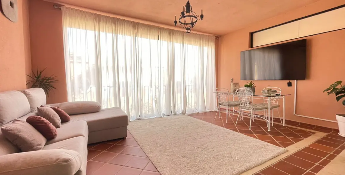 Sale of townhouse in Estepona 5