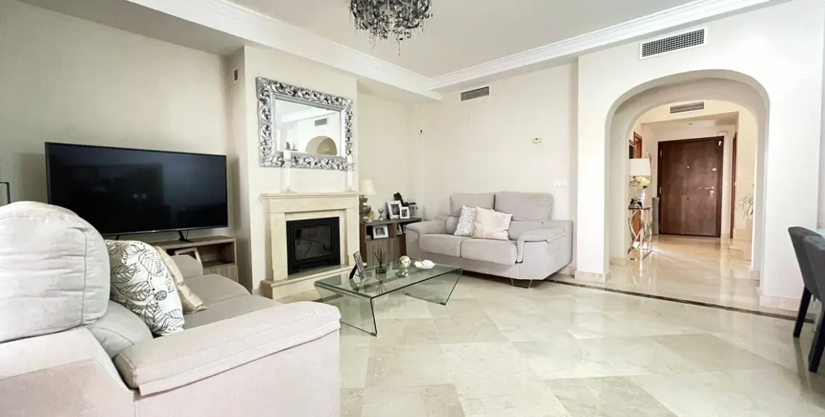 Sale of townhouse in Estepona 7