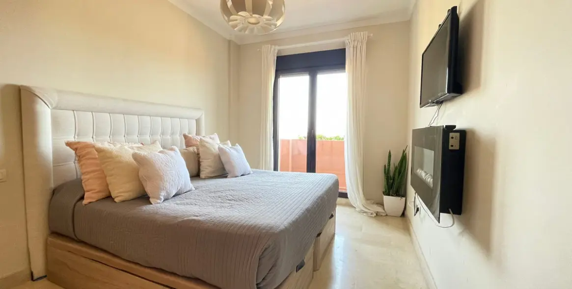 Sale of townhouse in Estepona 13