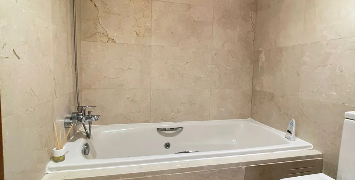 Sale of townhouse in Estepona 17