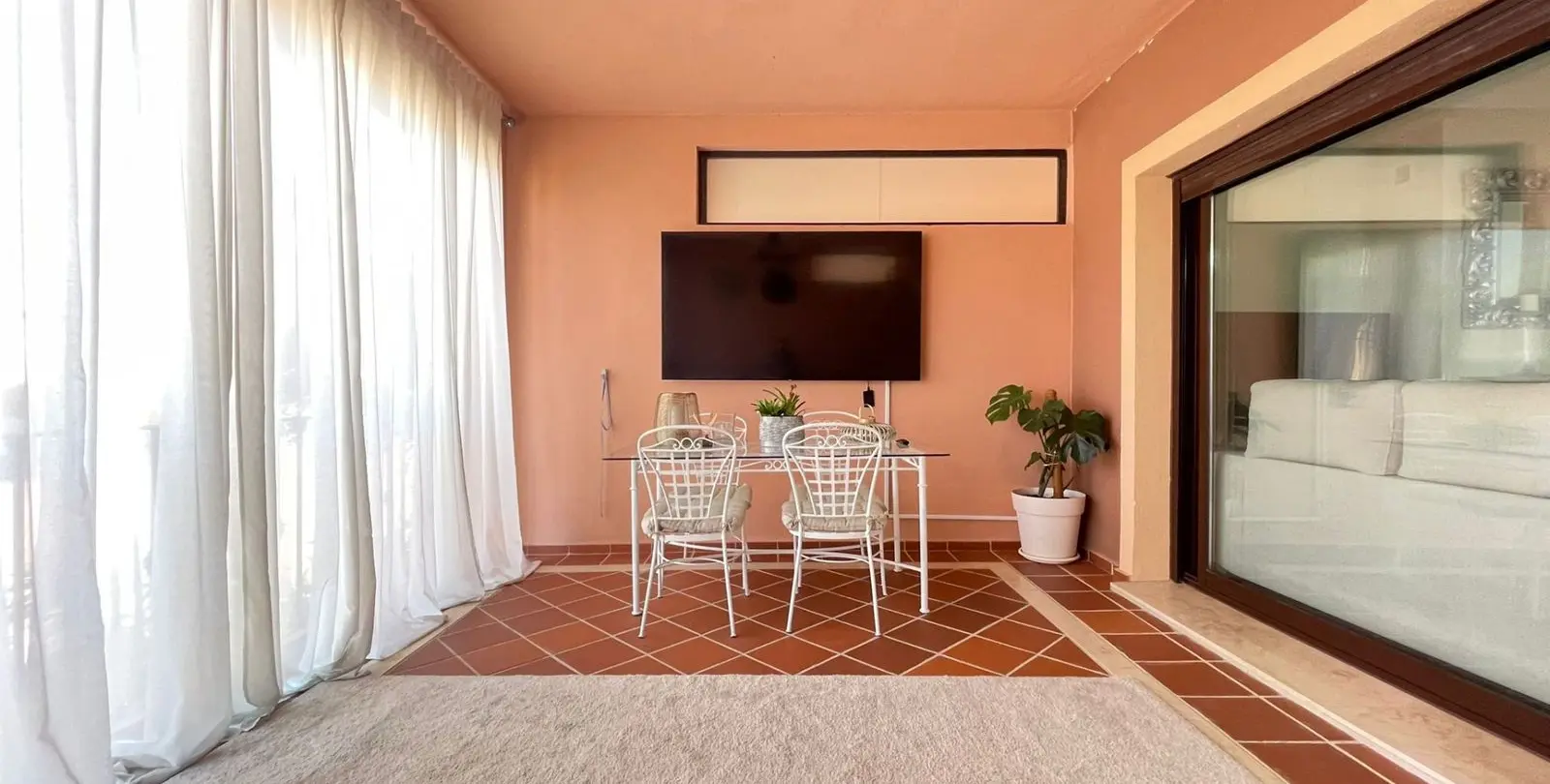 Продажа таунхауса в Estepona 6