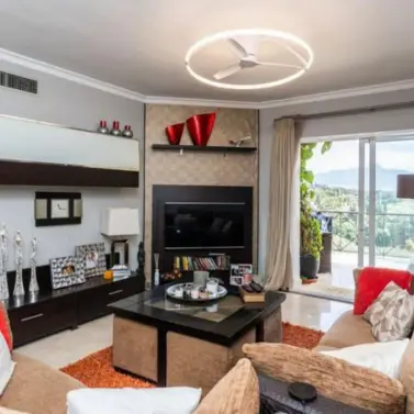 Sale of penthouse in Bel Air