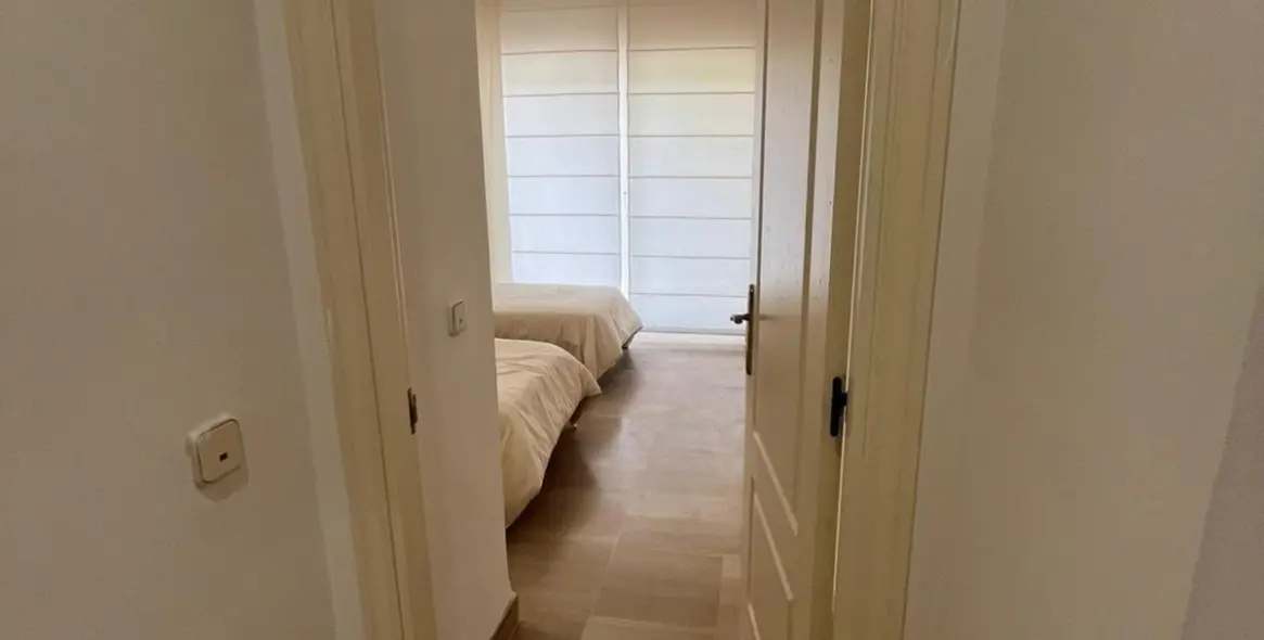 Продажа апартаментов на первом этаже в Bahía de Marbella 27