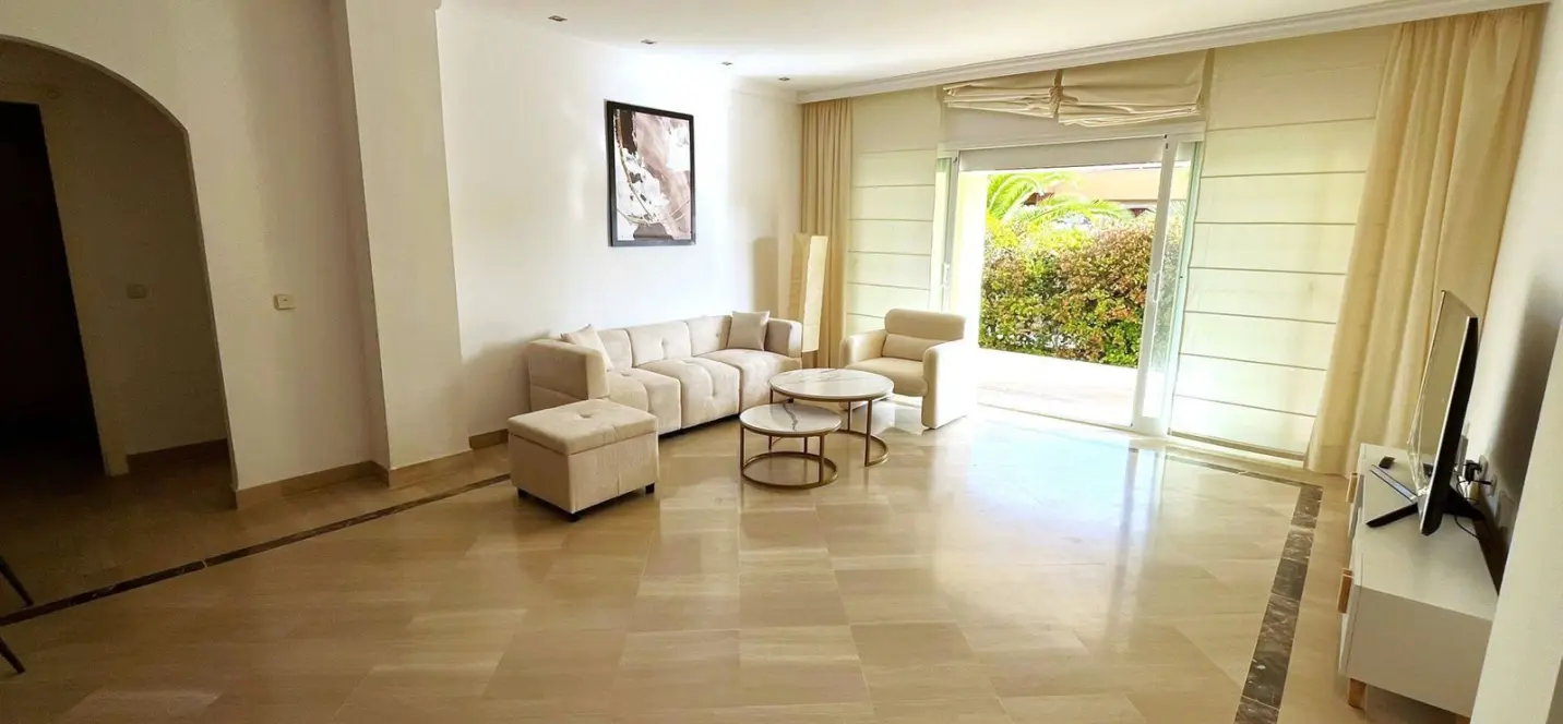 Продажа апартаментов на первом этаже в Bahía de Marbella 3