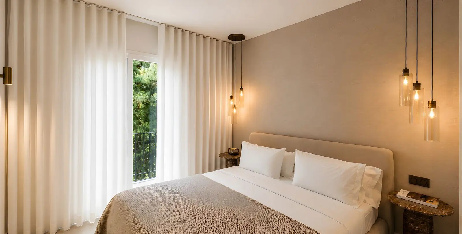 Venta de apartamento en planta media en La Quinta 17