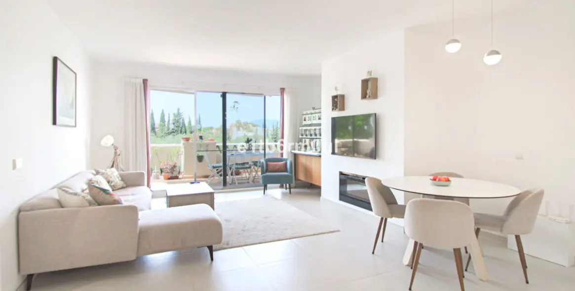 Sale of penthouse in Nagüeles 3